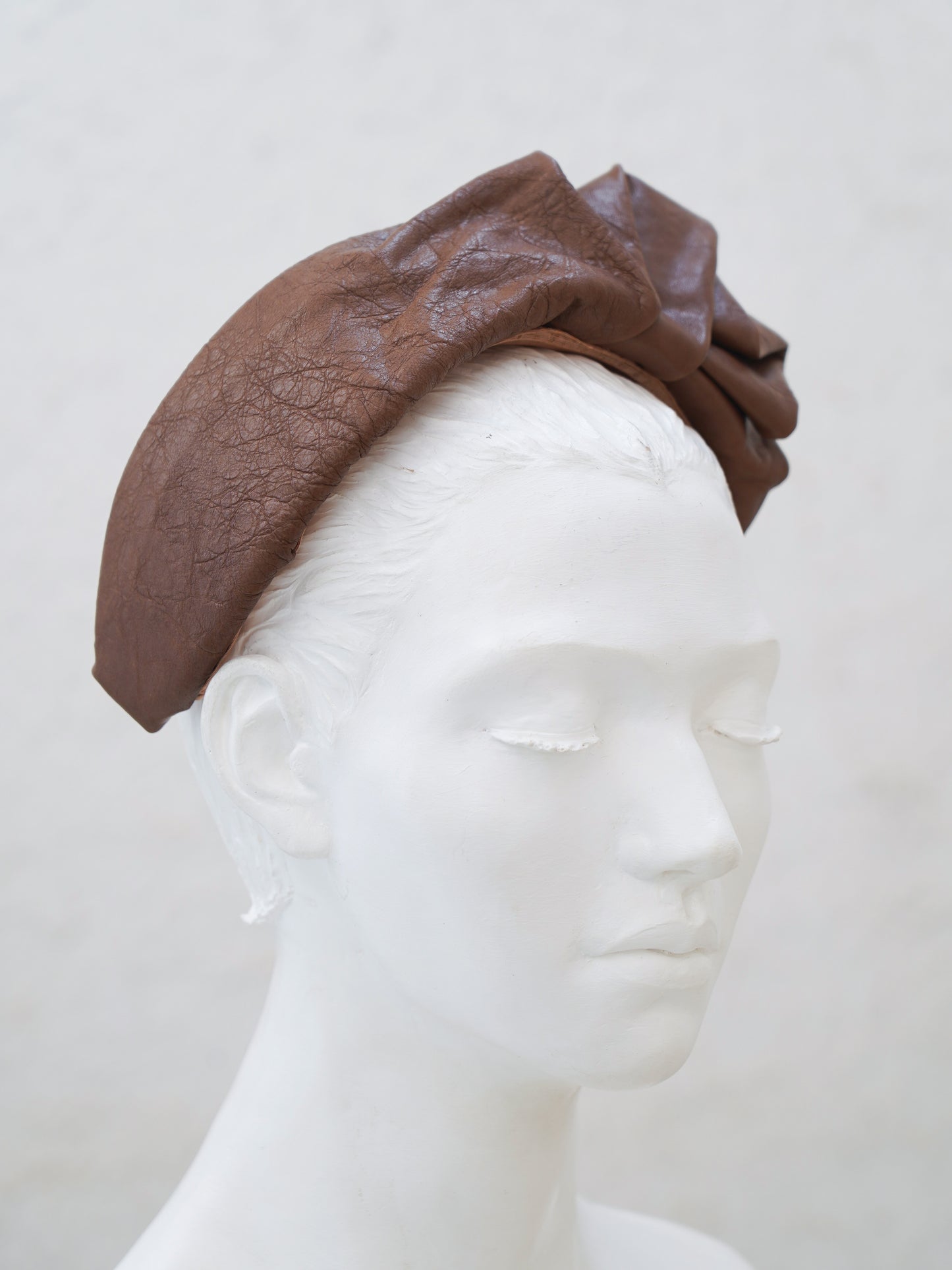 The Élan Lambskin Crown