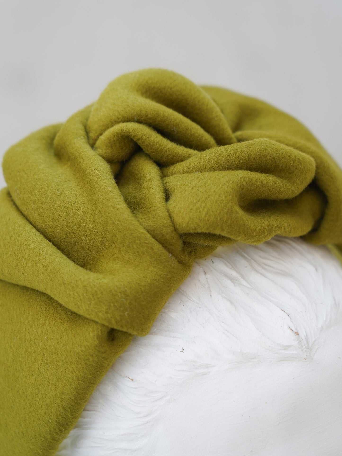 Cashmere Crown in Olive