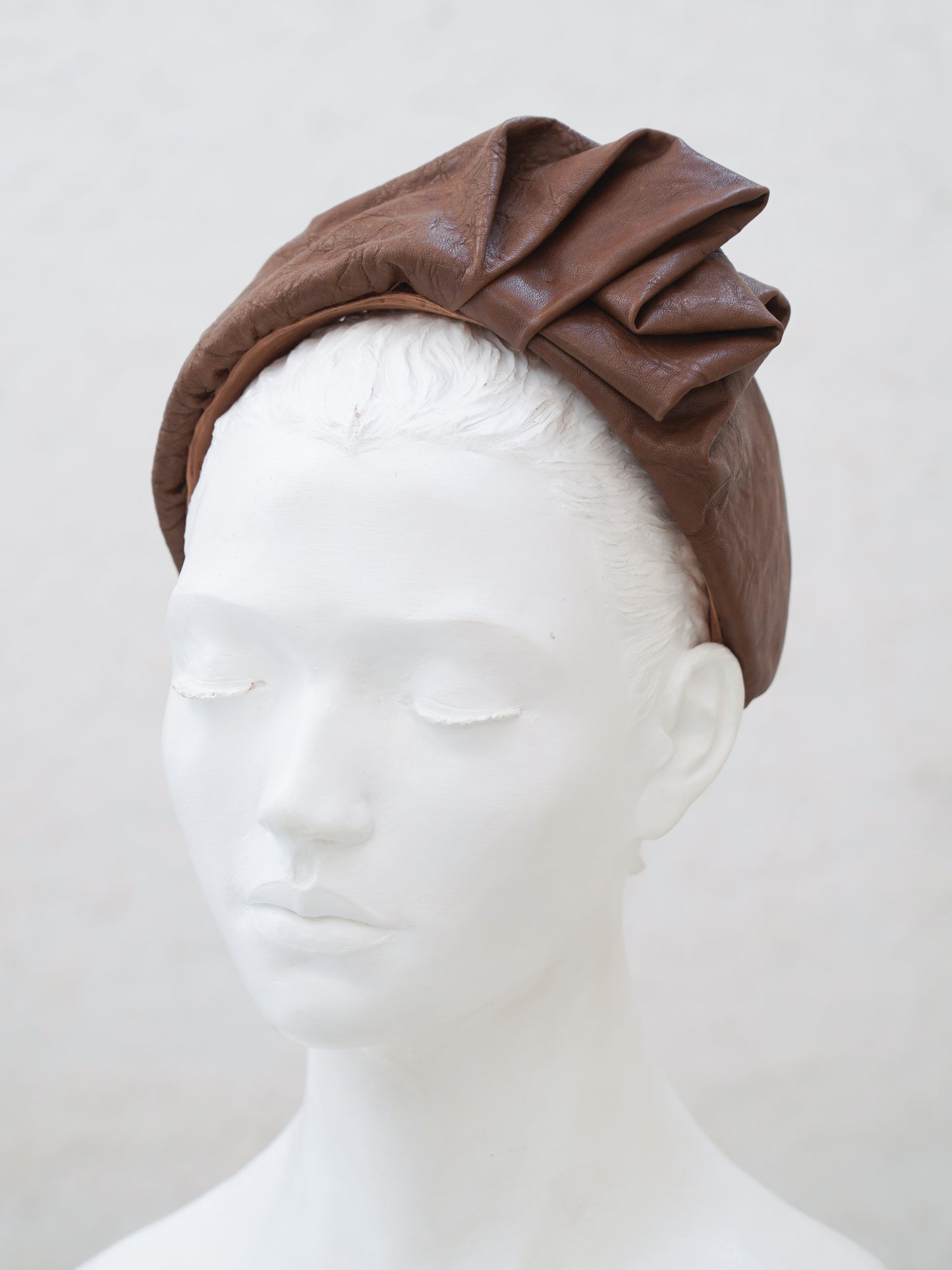 The Élan Lambskin Crown